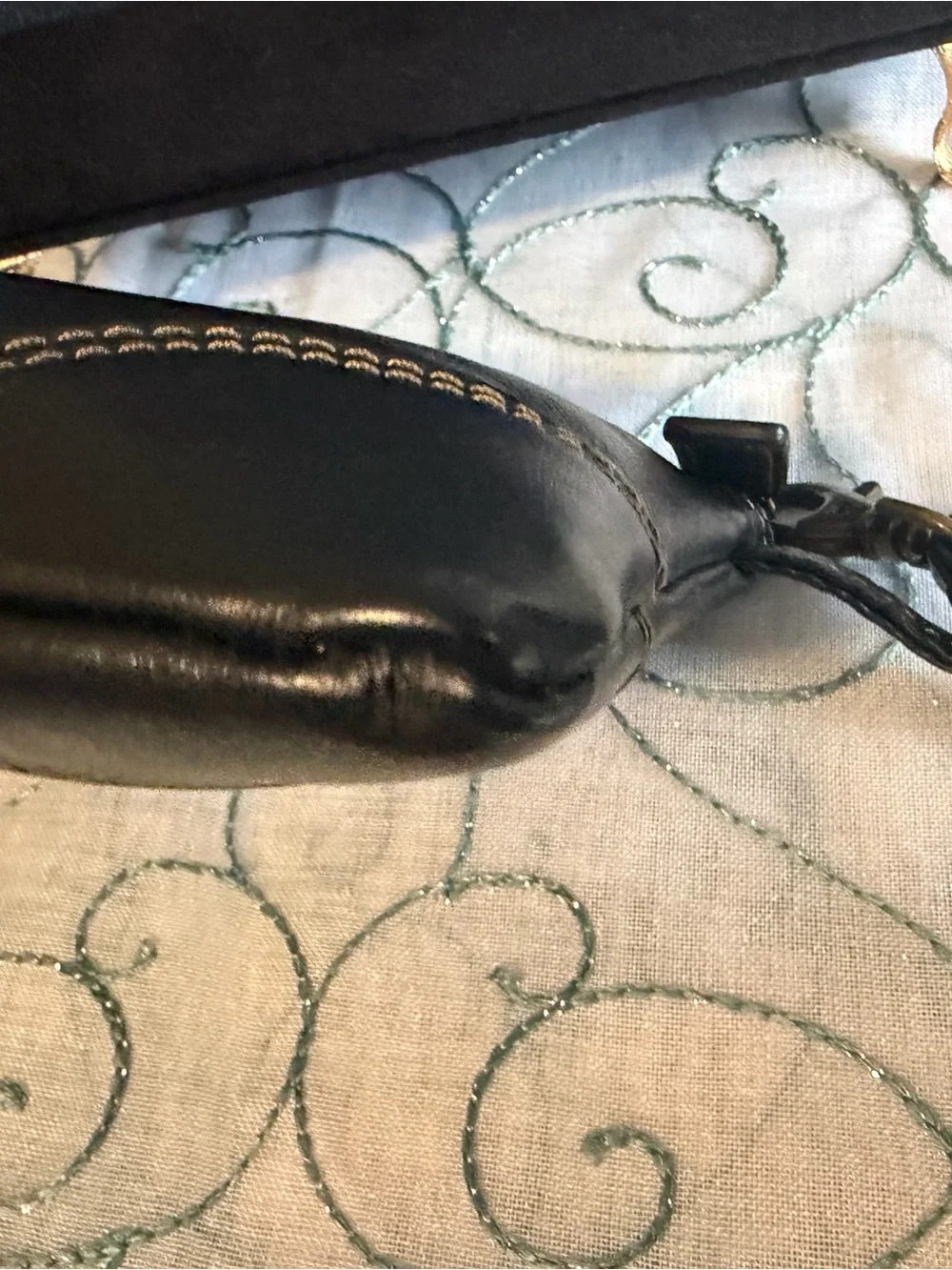 Levenger Black Pebbled Genuine Leather St. Tropez Wristlet Pouch Bag